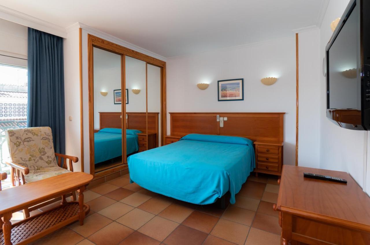Apartamentos Leonor Carihuela Torremolinos Exterior foto