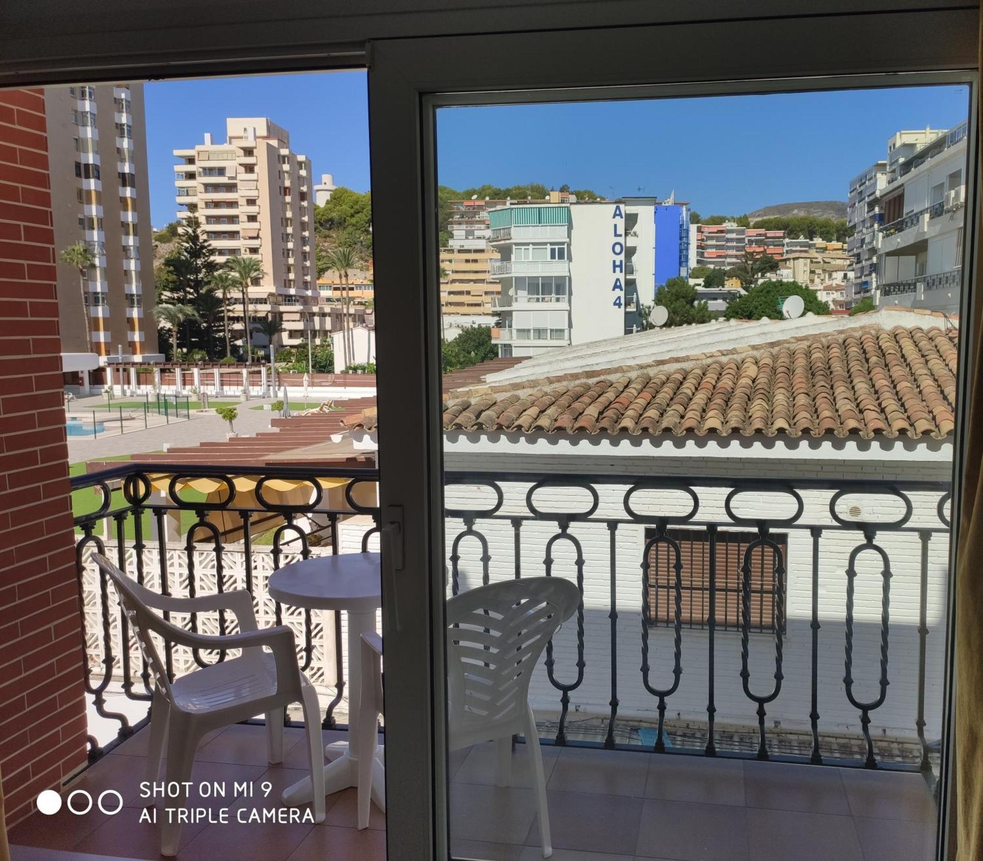 Apartamentos Leonor Carihuela Torremolinos Exterior foto