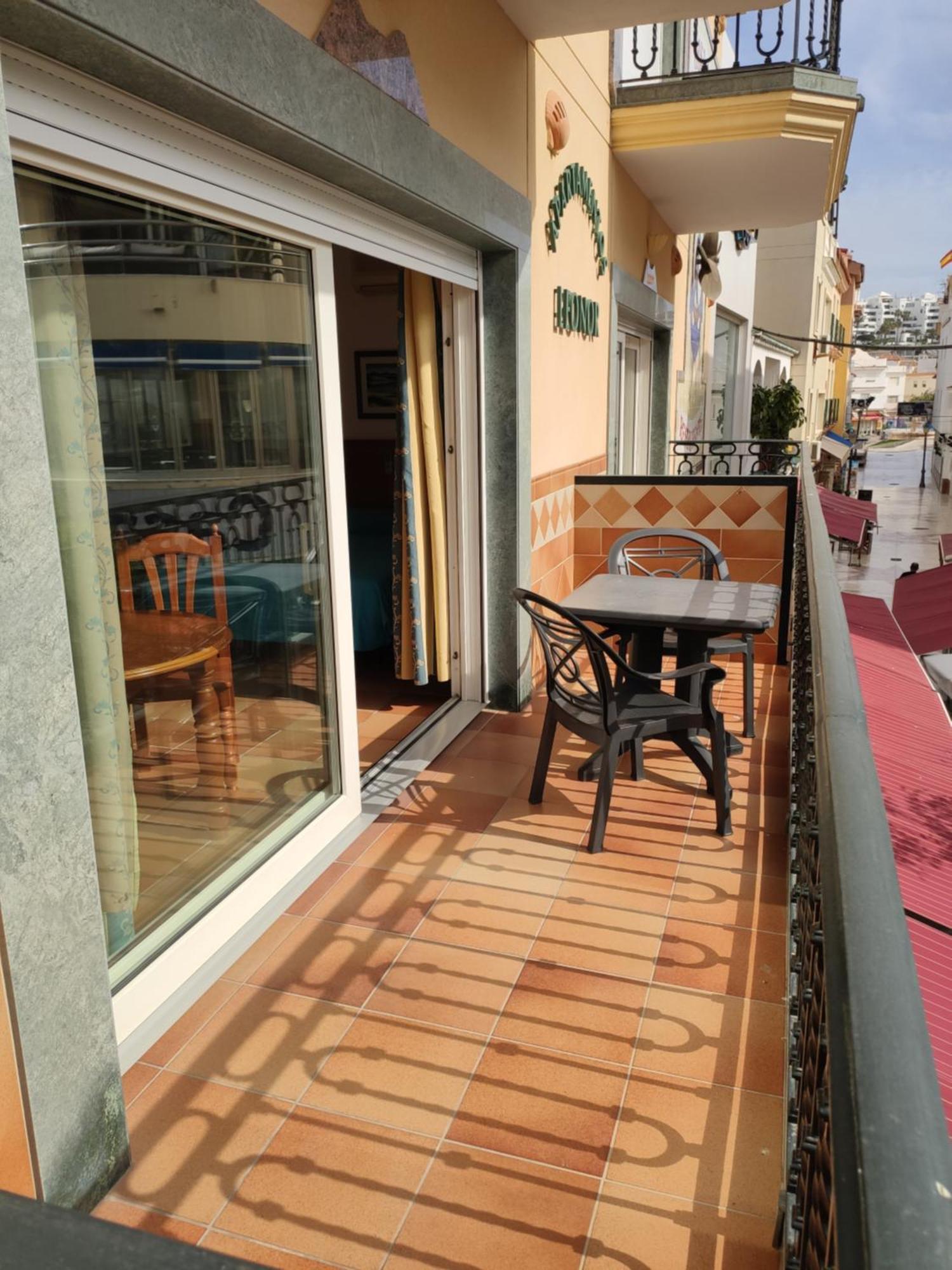Apartamentos Leonor Carihuela Torremolinos Quarto foto