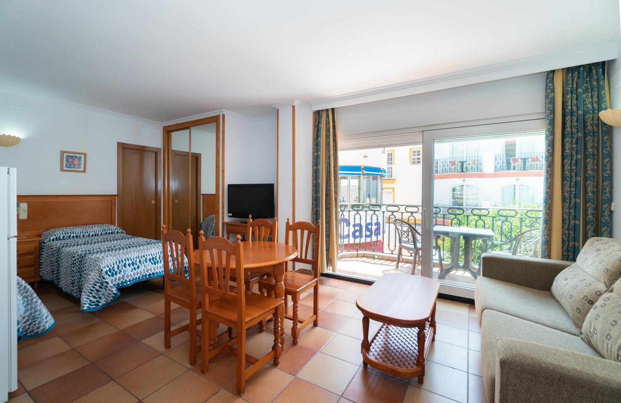 Apartamentos Leonor Carihuela Torremolinos Exterior foto