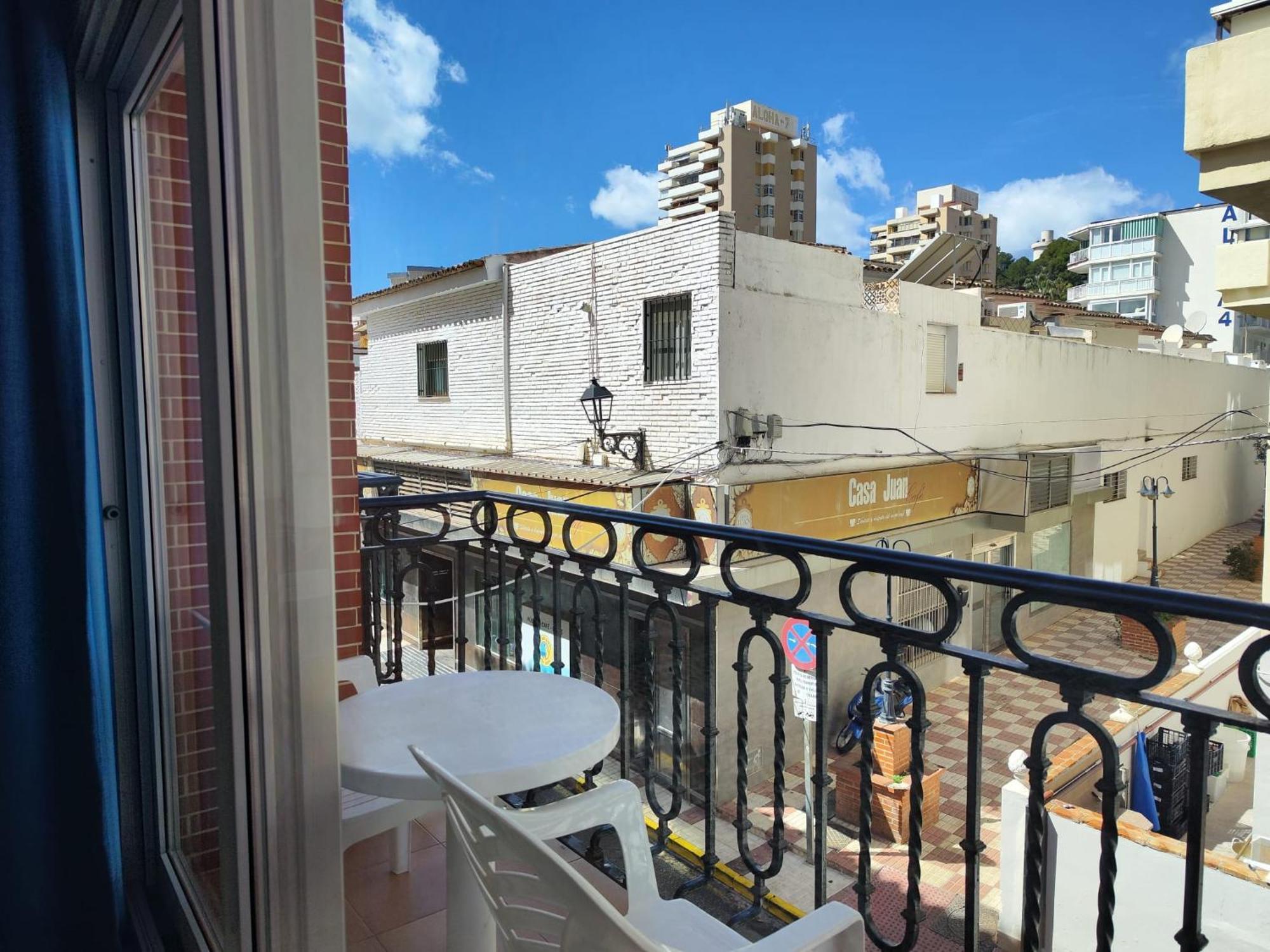 Apartamentos Leonor Carihuela Torremolinos Exterior foto