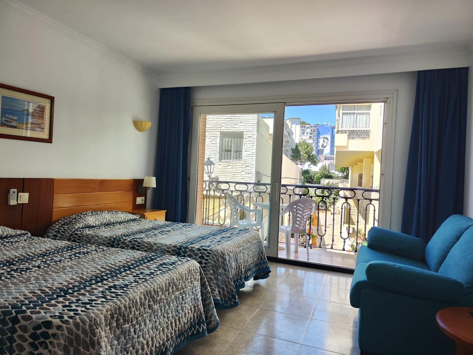 Apartamentos Leonor Carihuela Torremolinos Exterior foto